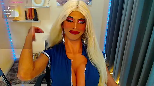 Snapshot of Sexyshamara chatting on February 6, 10:29 am Sexyshamara online show from February 6, 10:29 am