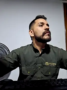 noa desire online show from February 6, 9:07 pm