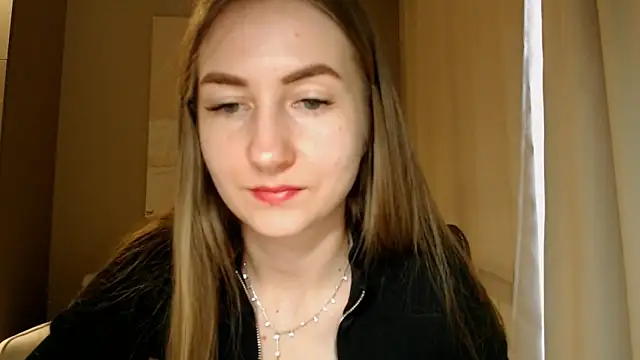 Snapshot of BluueSilk chatting on January 6, 12:46 pm BluueSilk online show from January 6, 12:46 pm