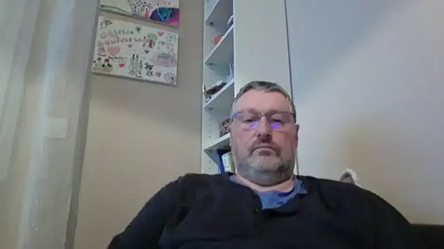 doudou310 online show from February 13, 4:19 am