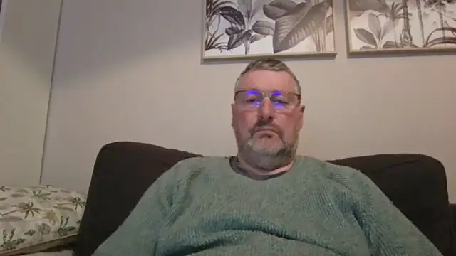 doudou310 online show from March 16, 5:24 am