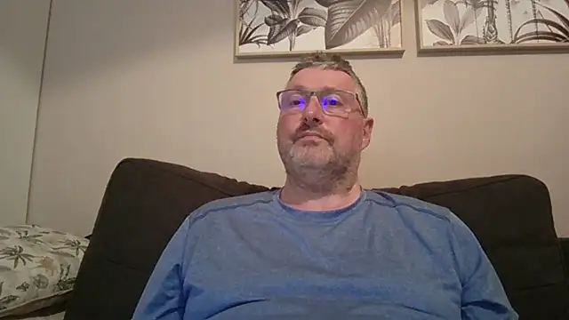 doudou310 online show from March 16, 5:50 pm