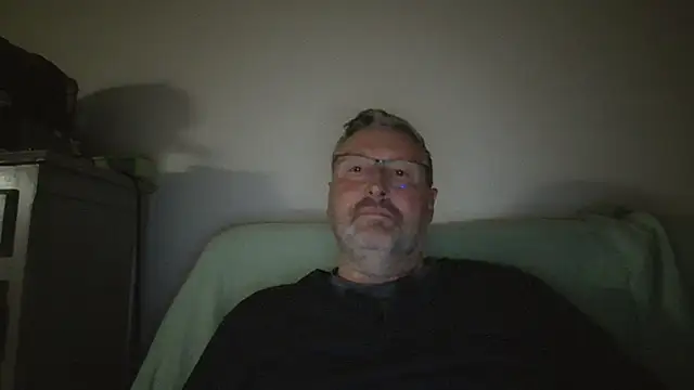 doudou310 online show from April 7, 4:35 am