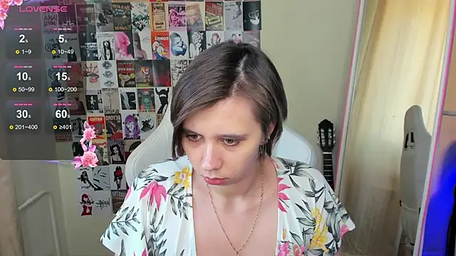 Scarlet Sirenn online show from February 20, 8:27 am