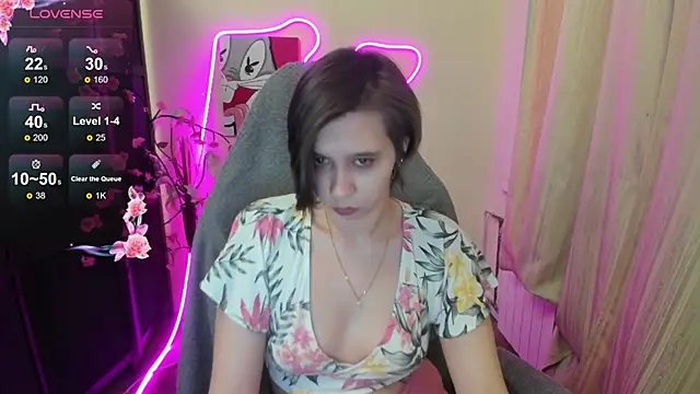 Scarlet Sirenn online show from February 21, 1:06 am