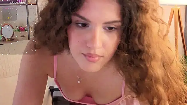 Lili Torin online show from July 28, 2:13 pm