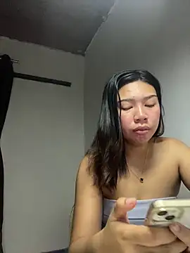 Snapshot of Aniya_09 chatting on February 19, 7:43 pm Aniya 09 online show from February 19, 7:43 pm