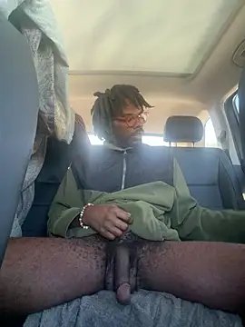 Snapshot of makemestayhard chatting on February 1, 5:00 pm makemestayhard online show from February 1, 5:00 pm