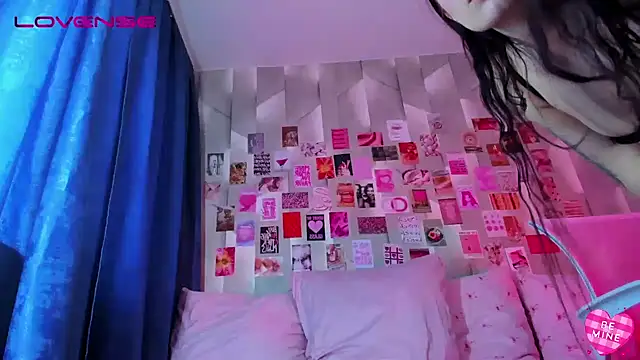 Alanna Pow online show from February 13, 3:13 am