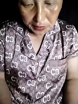 Snapshot of Tina-beo chatting on April 19, 1:54 pm Tina-beo online show from April 19, 1:54 pm