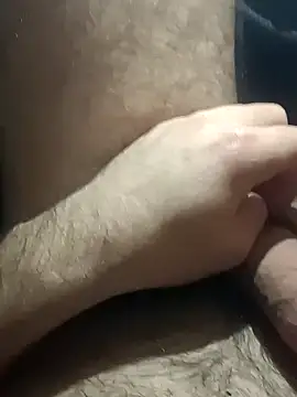 Snapshot of Erkegin001 chatting on February 23, 12:19 am Erkegin001 online show from February 23, 12:19 am