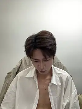 SM 004 online show from February 11, 10:42 am