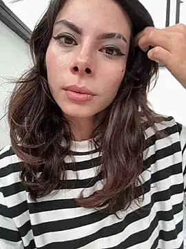 Isalove99 online show from March 22, 8:01 pm