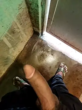 Snapshot of sudip999999 chatting on February 9, 6:50 am sudip999999 online show from February 9, 6:50 am