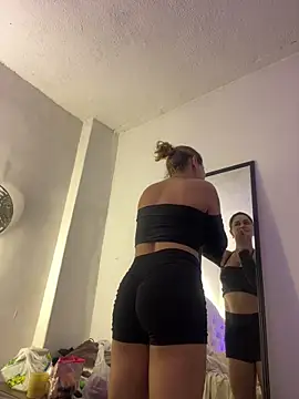 Snapshot of baby_boom777 chatting on February 24, 10:08 pm baby boom777 online show from February 24, 10:08 pm