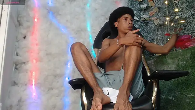 Walkers05 online show from March 17, 6:55 pm