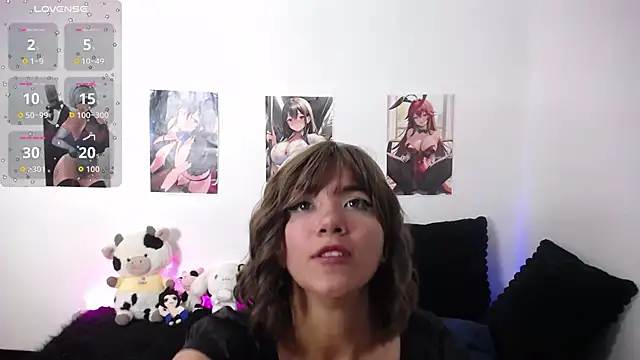 Snapshot of AlexmucciXXX chatting on February 17, 7:42 pm AlexmucciXXX online show from February 17, 7:42 pm