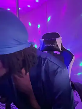 magic man1085 online show from March 21, 5:45 am