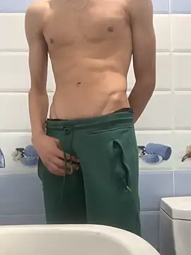 Spoo69 online show from April 3, 1:25 am