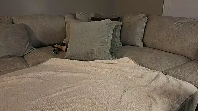 Snapshot of Hot_Wife_Amber chatting on February 3, 6:11 am Hot Wife Amber online show from February 3, 6:11 am