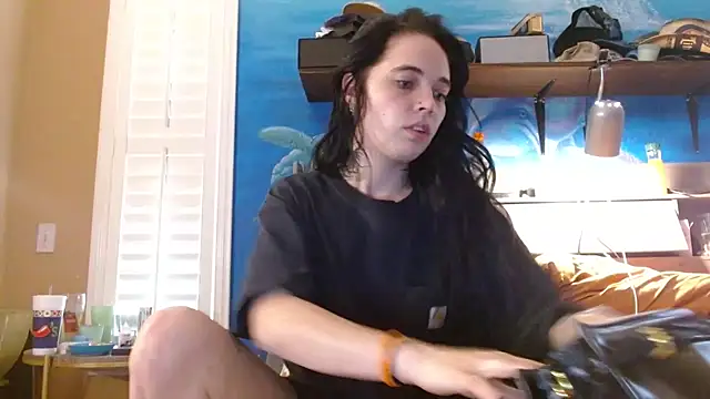 Snapshot of ahungkittykat chatting on May 27, 5:10 pm ahungkittykat online show from May 27, 5:10 pm