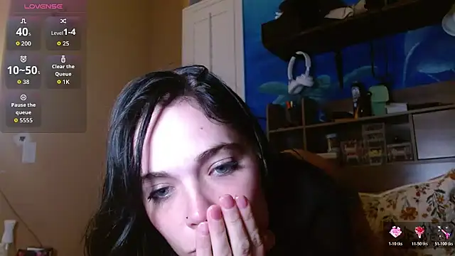 Snapshot of ahungkittykat chatting on June 4, 3:23 am ahungkittykat online show from June 4, 3:23 am