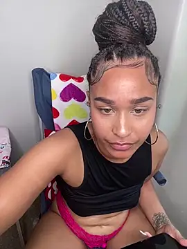 Jamalyce online show from March 6, 5:42 pm