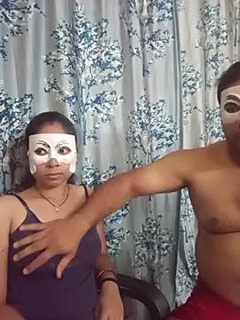 pinkbox online show from March 9, 5:00 am