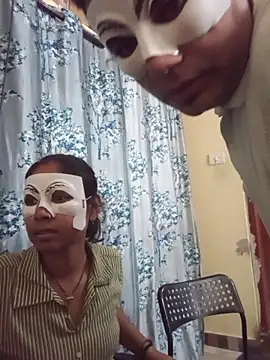 pinkbox online show from April 12, 7:35 am