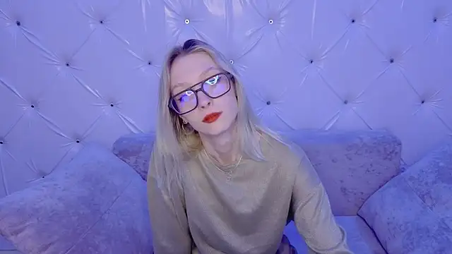 Akiro Kim7 online show from February 16, 2:07 am