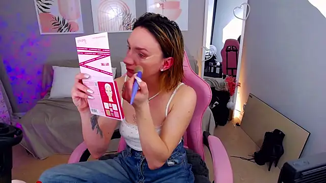 PollyRoseX online show from April 10, 5:17 pm