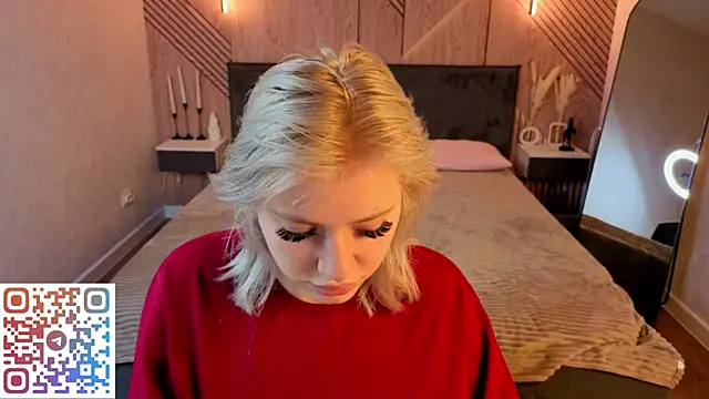 Kate Krose online show from May 2, 1:10 am