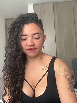 11 paris 11 online show from February 4, 6:36 pm