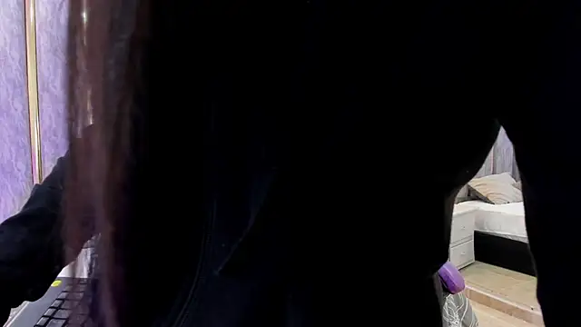 Snapshot of KeniaVelvet_ chatting on February 4, 2:12 pm KeniaVelvet online show from February 4, 2:12 pm