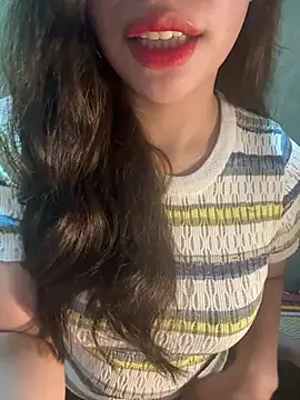 Snapshot of QuynhAnh_2k1 chatting on February 11, 8:08 am QuynhAnh 2k1 online show from February 11, 8:08 am