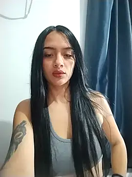 Snapshot of cynliu chatting on February 2, 2:10 am cynliu online show from February 2, 2:10 am