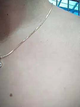 Snapshot of cynliu chatting on February 18, 11:01 pm cynliu online show from February 18, 11:01 pm