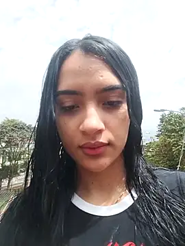 cynliu online show from April 18, 3:16 pm