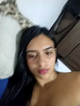 cynliu online show from April 28, 6:18 am