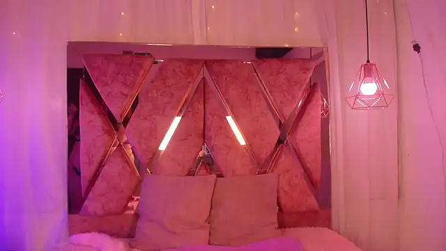 Snapshot of shantal_cooper_ chatting on February 11, 8:36 pm shantal cooper online show from February 11, 8:36 pm