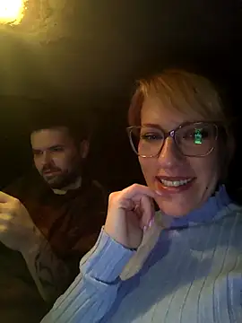 Snapshot of PolomaAndBobo chatting on March 2, 8:37 pm PolomaAndBobo online show from March 2, 8:37 pm