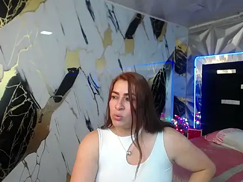 Snapshot of Alison-mar chatting on February 3, 8:03 pm Alison-mar online show from February 3, 8:03 pm