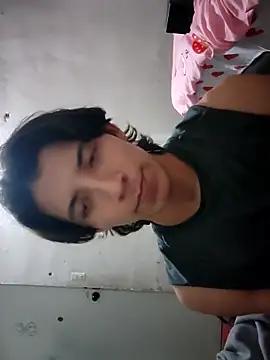 Snapshot of SolRakOF chatting on February 6, 3:11 am SolRakOF online show from February 6, 3:11 am