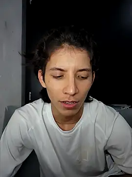 Snapshot of SolRakOF chatting on February 7, 4:05 am SolRakOF online show from February 7, 4:05 am