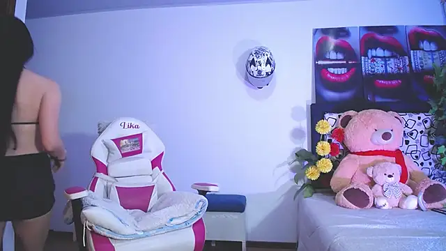 lika little0 online show from June 8, 12:58 am