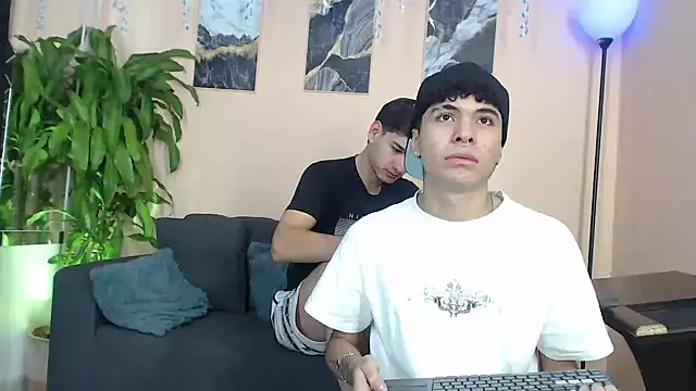 DesiresOfOlympus  online show from March 12, 7:20 pm