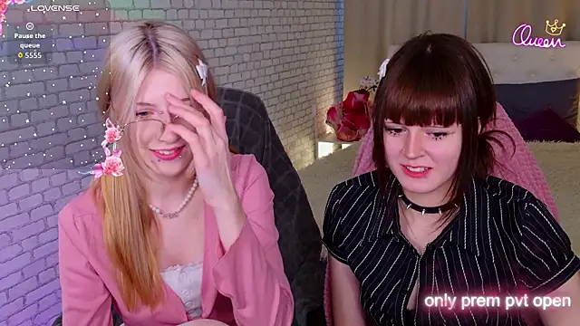 michelewild online show from March 8, 1:59 pm