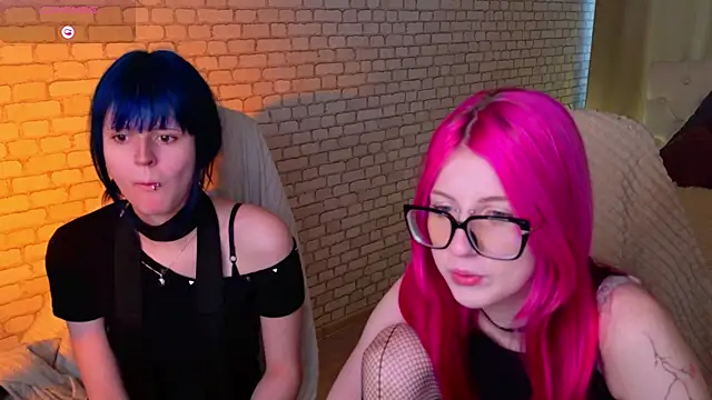 michelewild online show from April 18, 1:59 pm