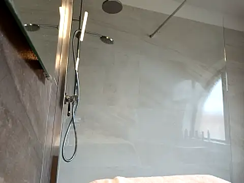 Snapshot of alikemal1993 chatting on February 24, 12:36 pm alikemal1993 online show from February 24, 12:36 pm