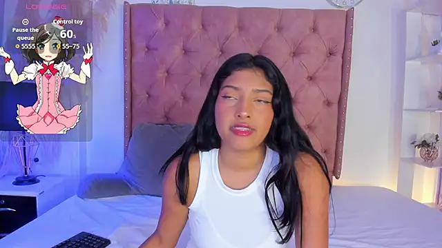 Snapshot of Lia_Passion chatting on June 13, 9:24 pm Lia Passion online show from June 13, 9:24 pm